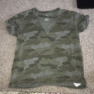 XS AE camouflage cotton t-shirt